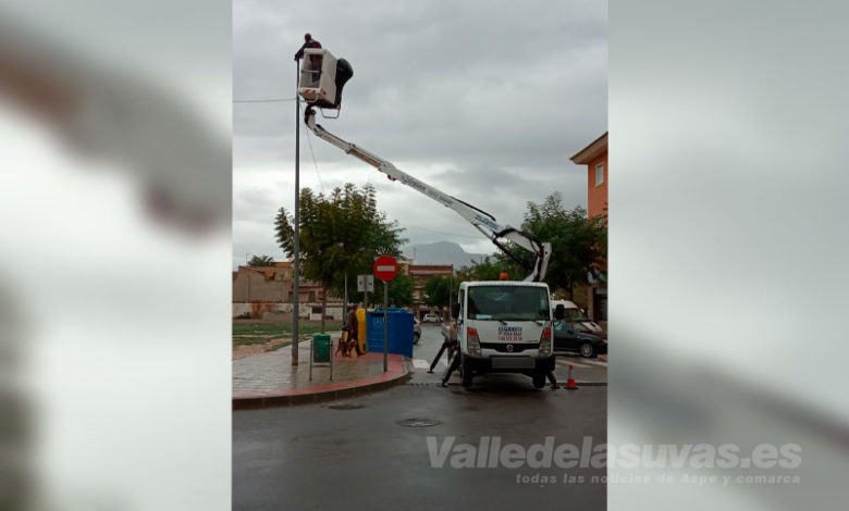 Cambio de luminarias en Aspe