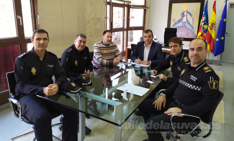 Reunión Policía Nacional alcalde Aspe