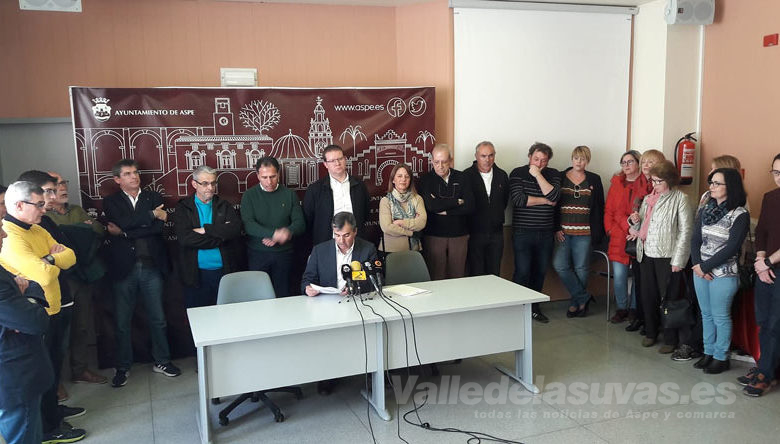 Uva Vinalopó tractorada asociaciones Aspe