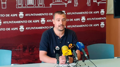 Iván Escobar presenta los paquetes de ayudas destinados a las promoción económica y el empleo